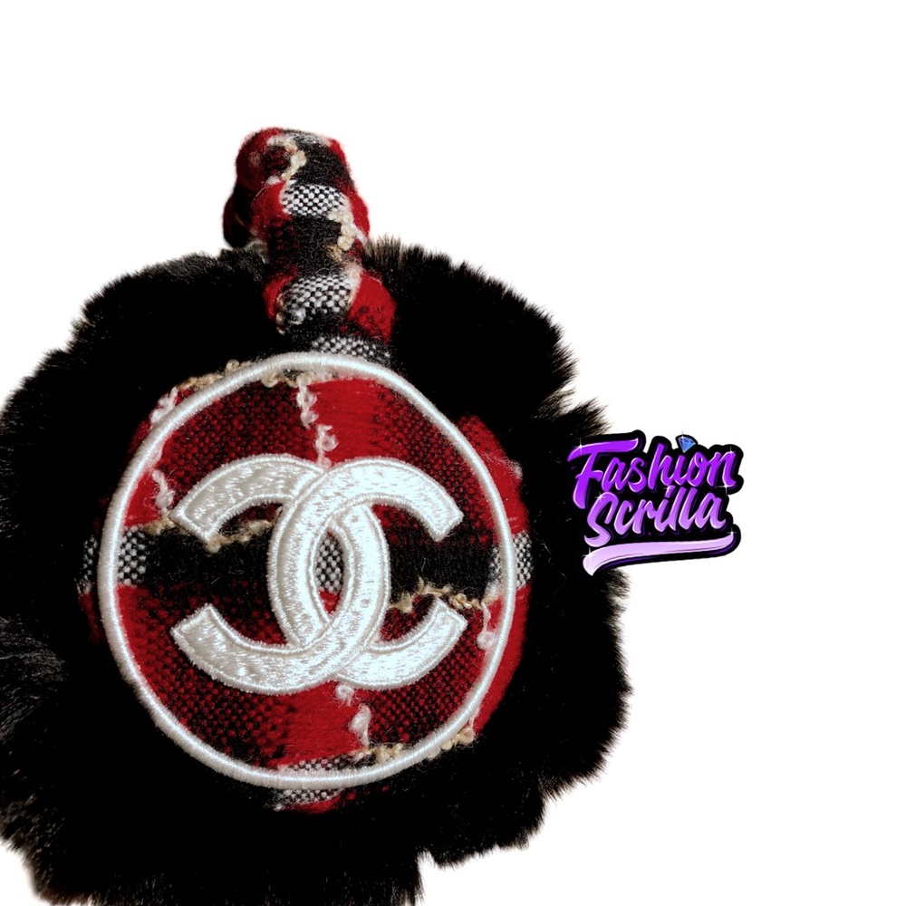 Chanel Couture Black Orylag Fur Red Gray & White Tweed Earmuffs - Picture 6 of 14
